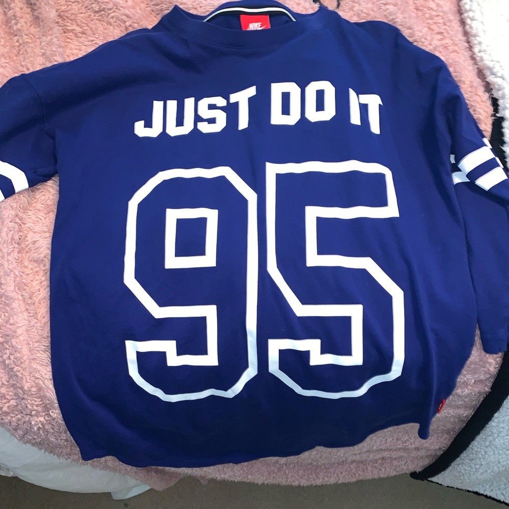 Long sleeve Nike T-shirt